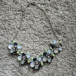 Loft Flower Necklace